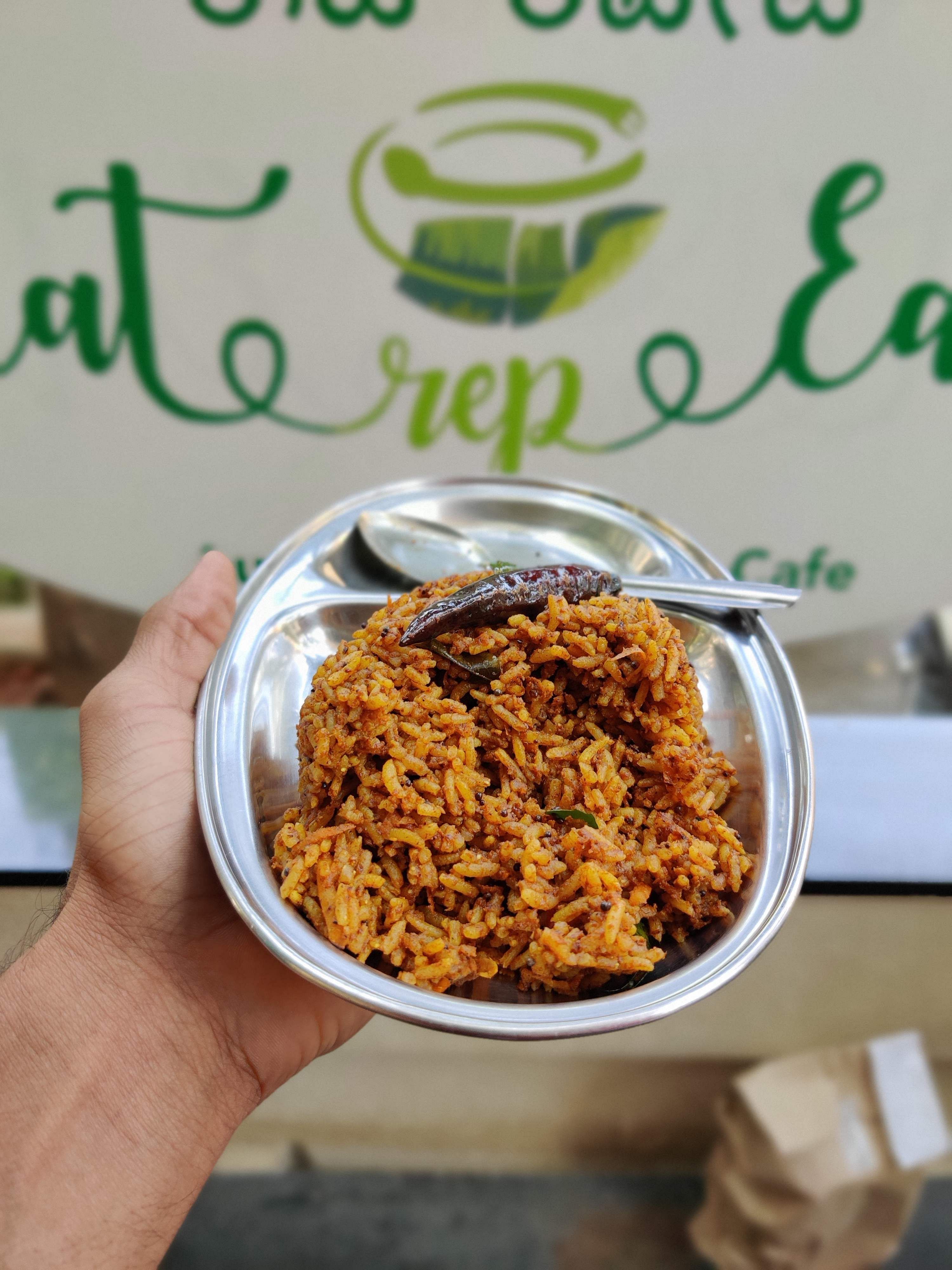 Dish,Food,Cuisine,Puliyogare,Ingredient,Biryani,Jollof rice,Produce,Recipe,Hyderabadi biriyani