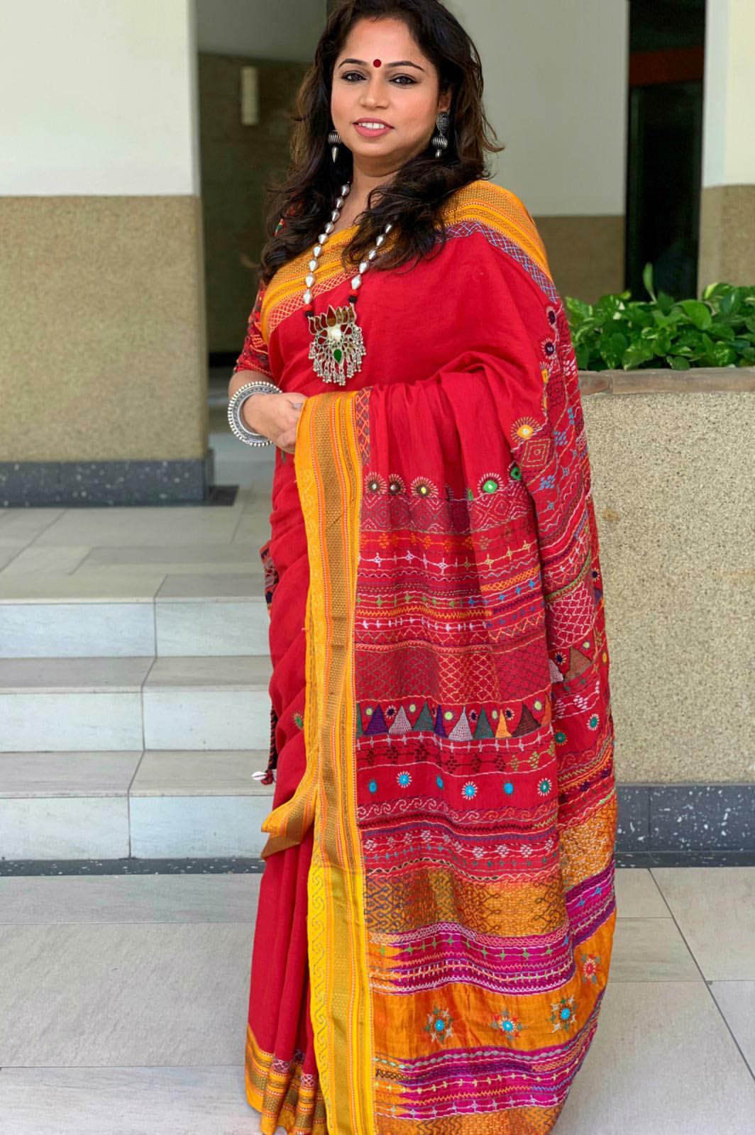 Clothing,Sari,Magenta,Yellow,Pink,Formal wear,Textile,Silk,Fashion design