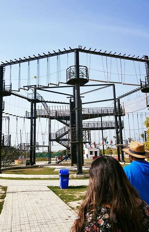 Architecture,Tree,Tourism,Leisure,Building,Metal