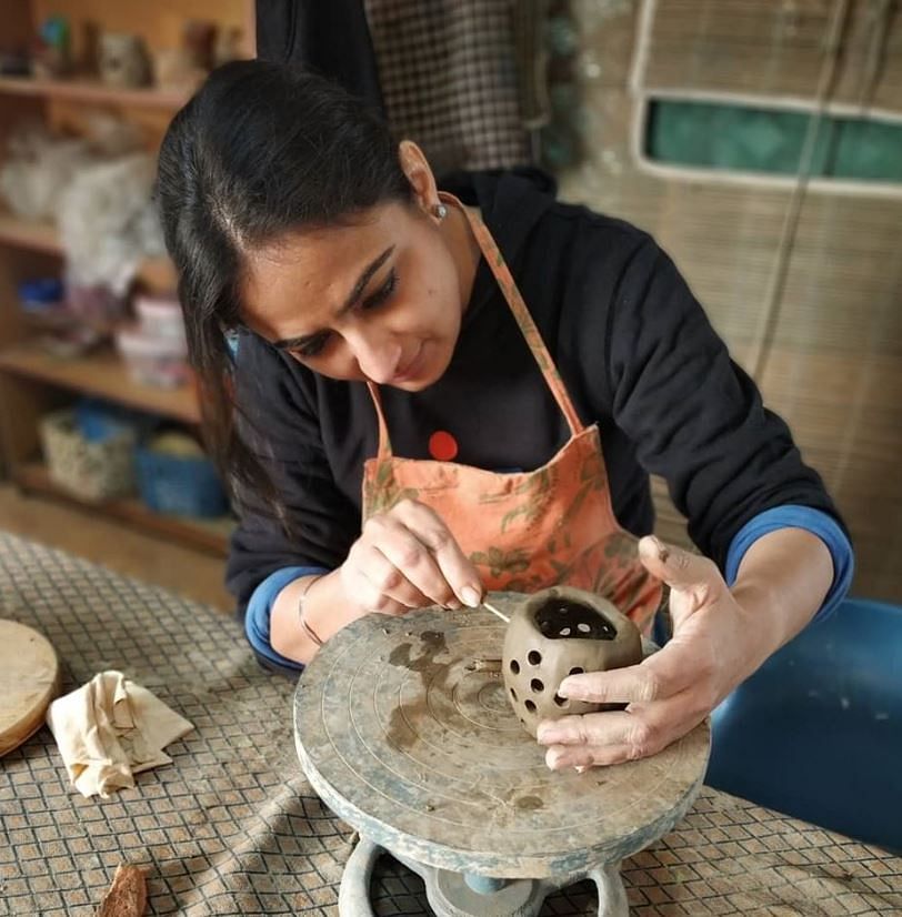 Artisan,Pottery,Clay,Stone carving