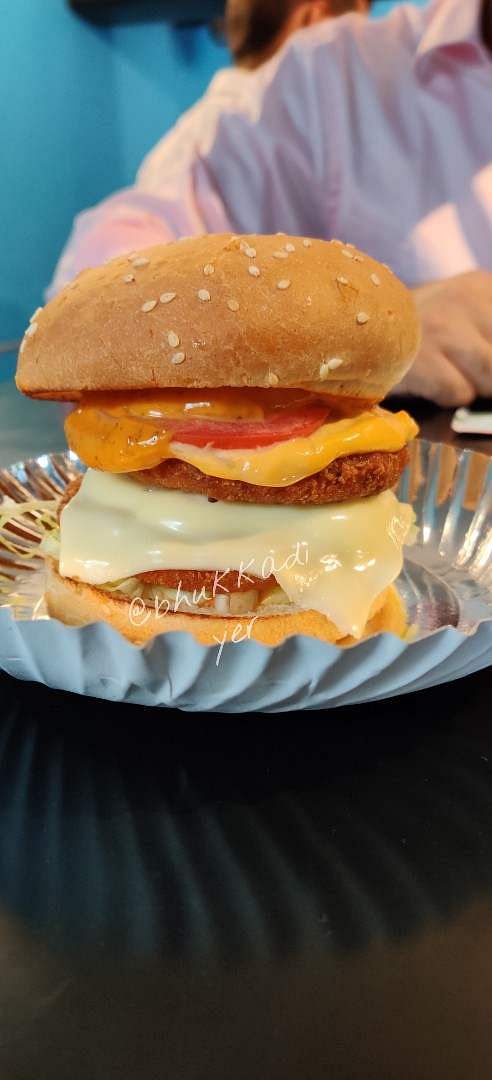 Dish,Food,Breakfast sandwich,Cuisine,Hamburger,Ingredient,Fast food,Junk food,Cheeseburger,Breakfast