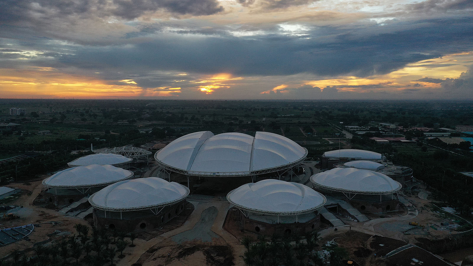 Sky,Water,Biome,Cloud,Horizon,Dome,Landscape,Dome,Bird's-eye view,Architecture