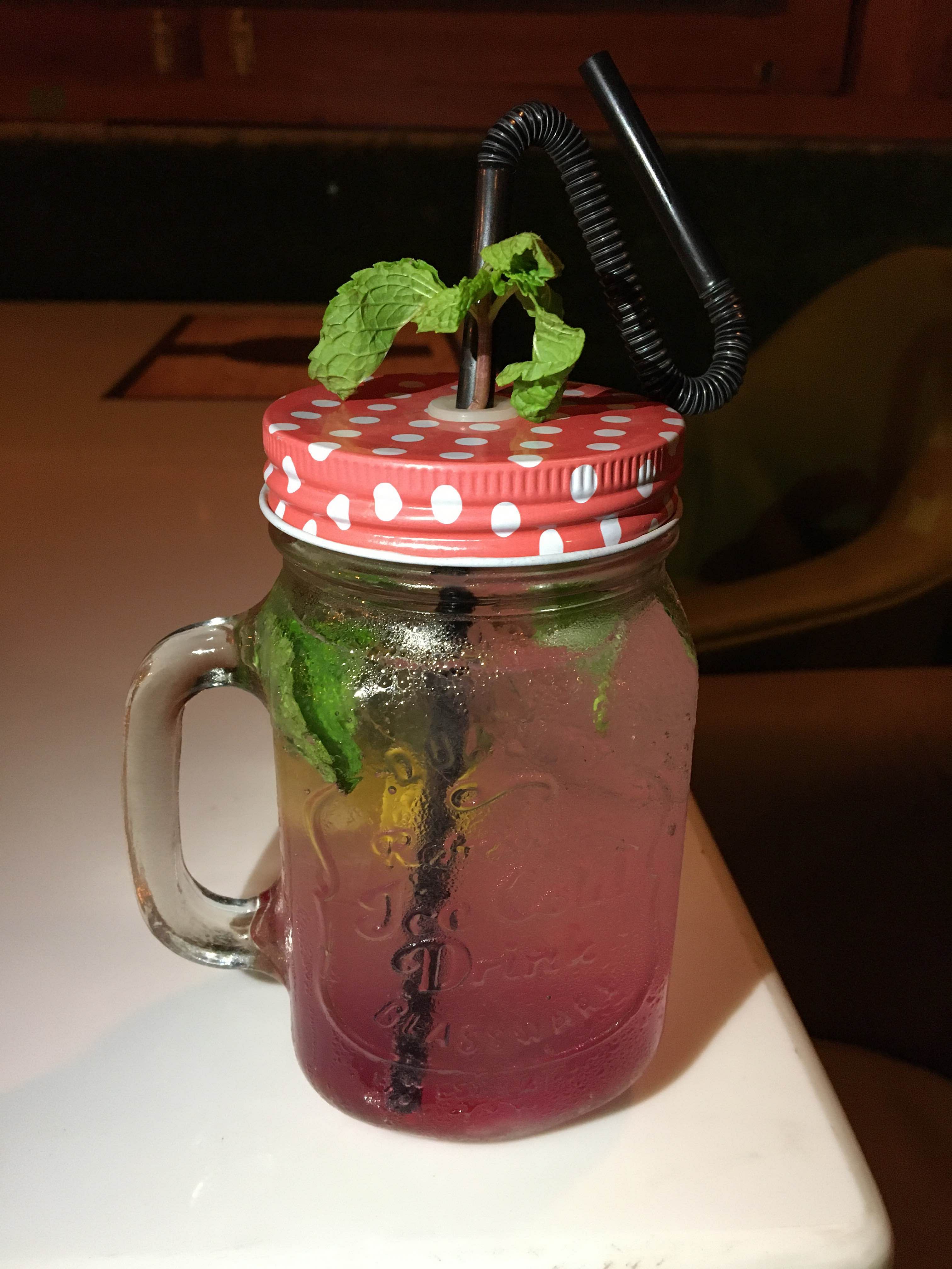 Mason jar,Drink,Drinkware,Food,Non-alcoholic beverage,Tableware,Juice,Cocktail,Punch,Cocktail garnish