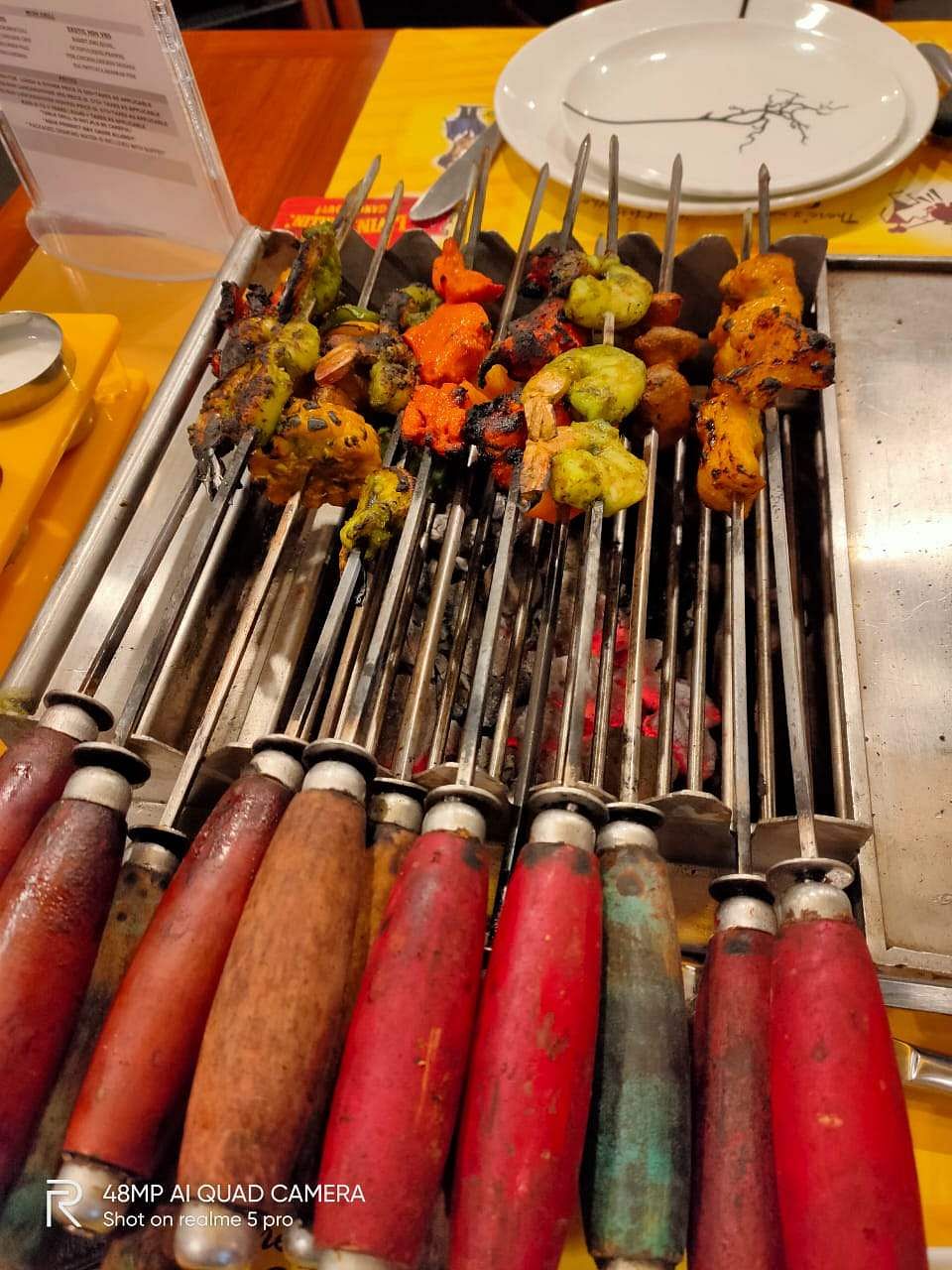 Skewer,Food,Cuisine,Dish,Finger food,Street food,Kebab,Meat,Mediterranean food