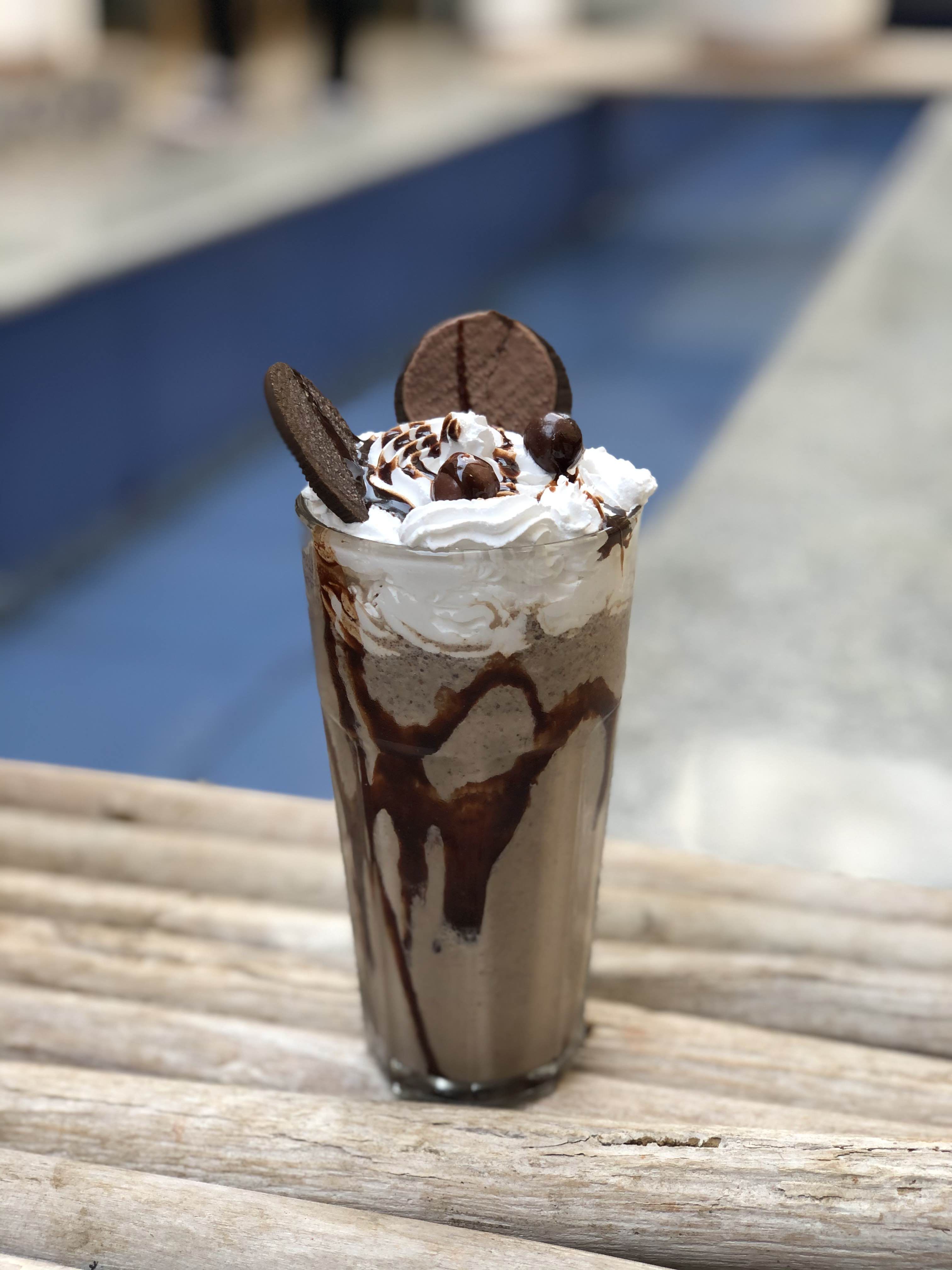 Food,Frozen dessert,Ice cream,Dessert,Milkshake,Cream,Whipped cream,Sundae,Cuisine,Dish