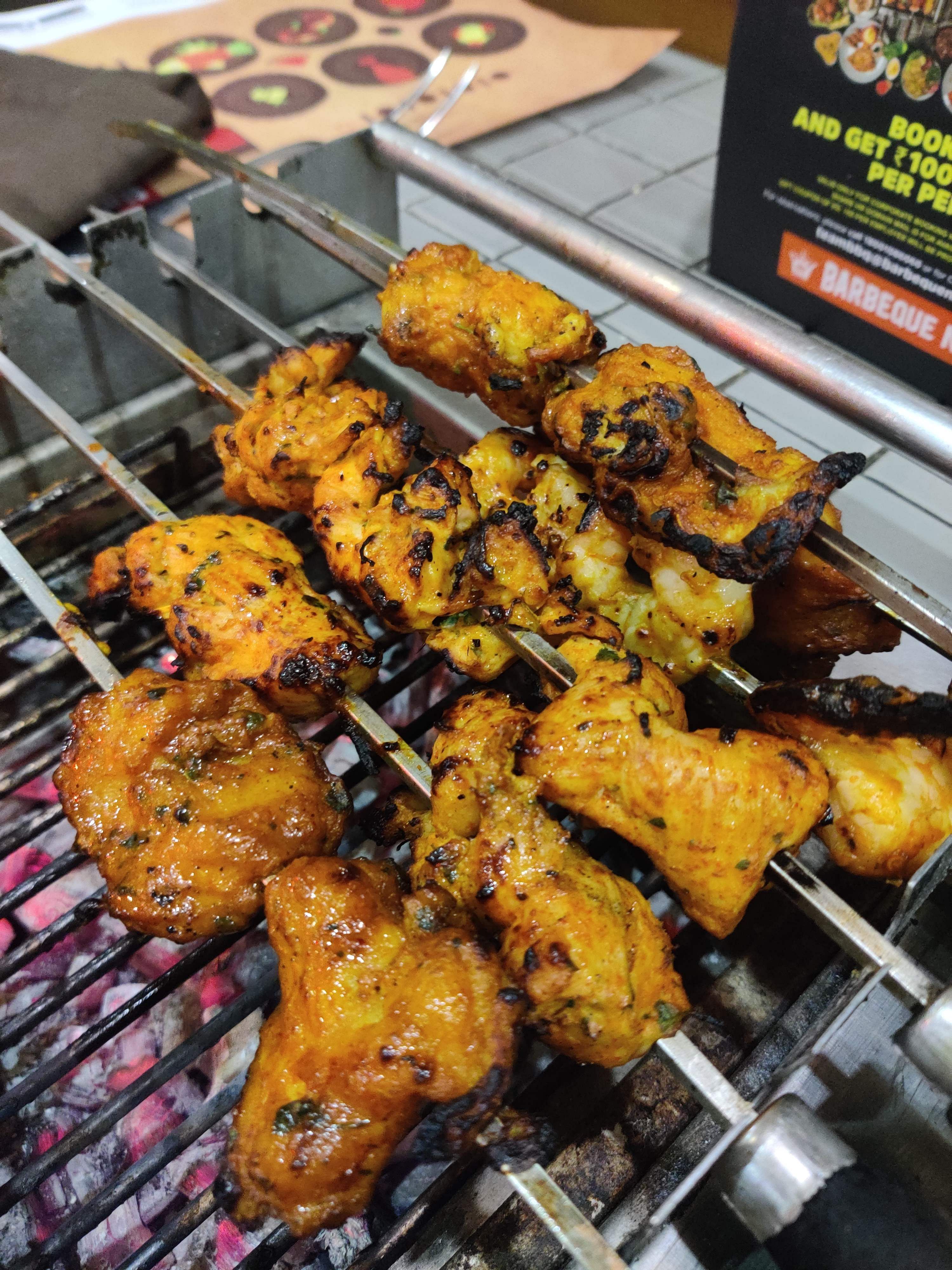 Dish,Cuisine,Food,Meat,Yakitori,Fried food,Kai yang,Grilling,Roasting,Ingredient