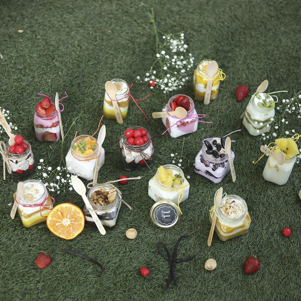 Food,Sweetness,Verrine,Finger food,Dessert,Cuisine,Dish,Table,Brunch,Canapé