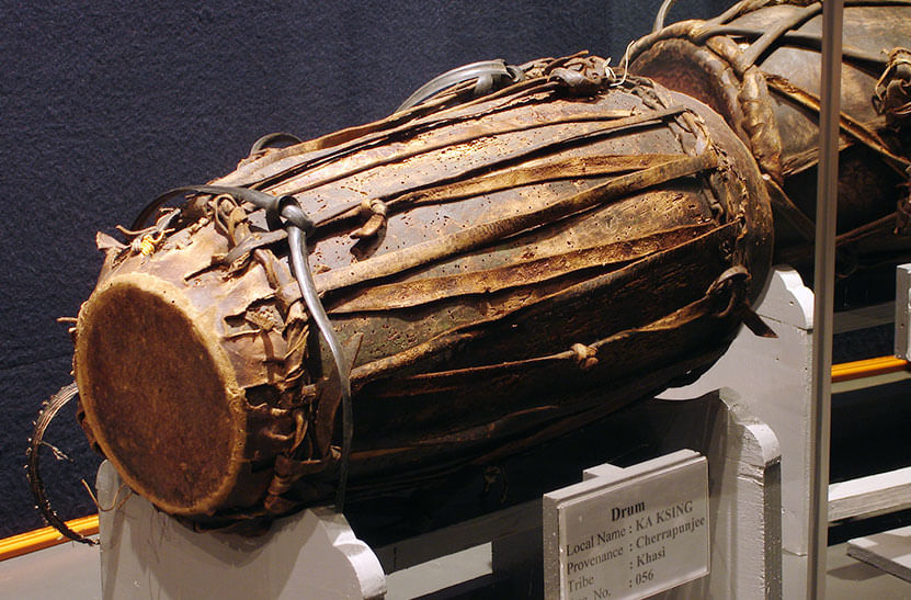 Drum,Membranophone,Musical instrument,Hand drum,Dholak,Kendang,Indian musical instruments,Mridangam,Bedug