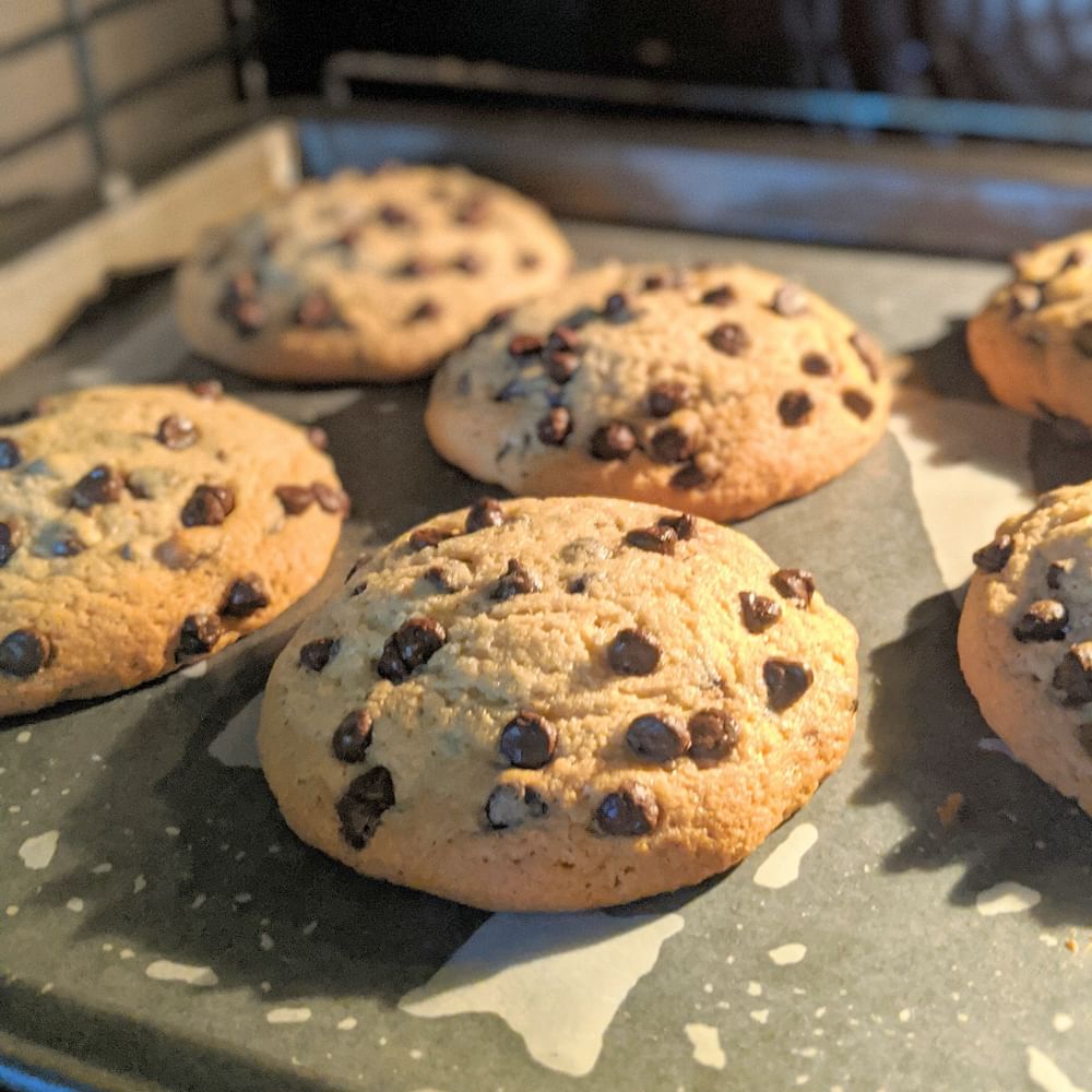 Food,Baking,Chocolate chip cookie,Dessert,Dish,Cuisine,Chocolate chip,Snack,Baked goods,Cookie
