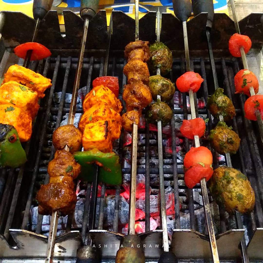 Dish,Cuisine,Barbecue,Shashlik,Food,Skewer,Grilling,Pincho,Souvlaki,Kebab