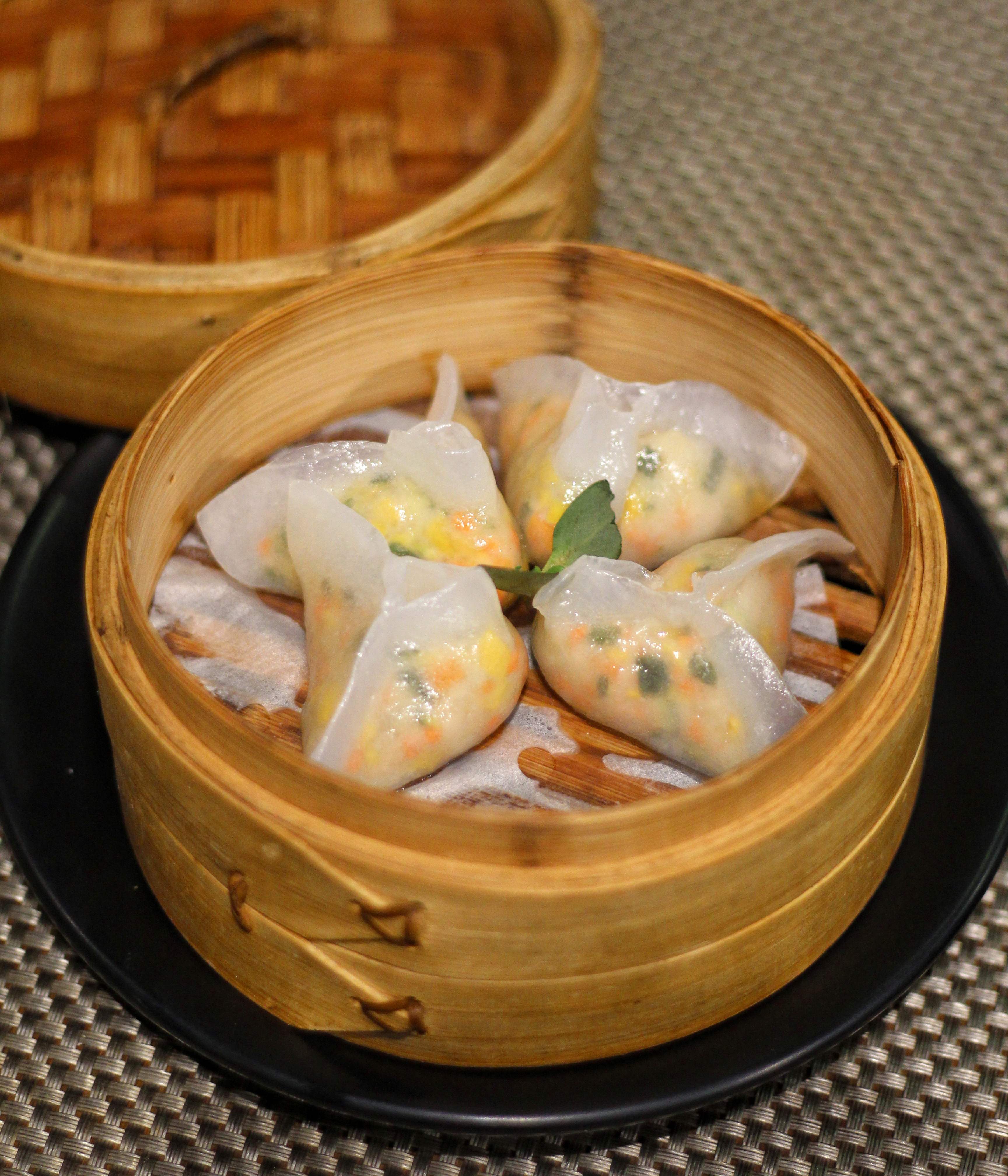 Dish,Food,Cuisine,Dim sum,Dim sim,Ingredient,Chinese food,Jiaozi,Dumpling,Xiaochi