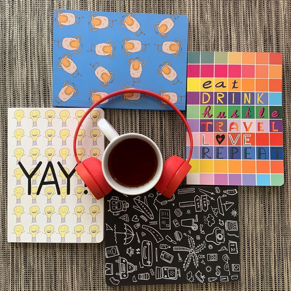 Circle,Font,Pattern,Design,Placemat,Textile,Tablecloth,Coffee cup,Cup,Linens