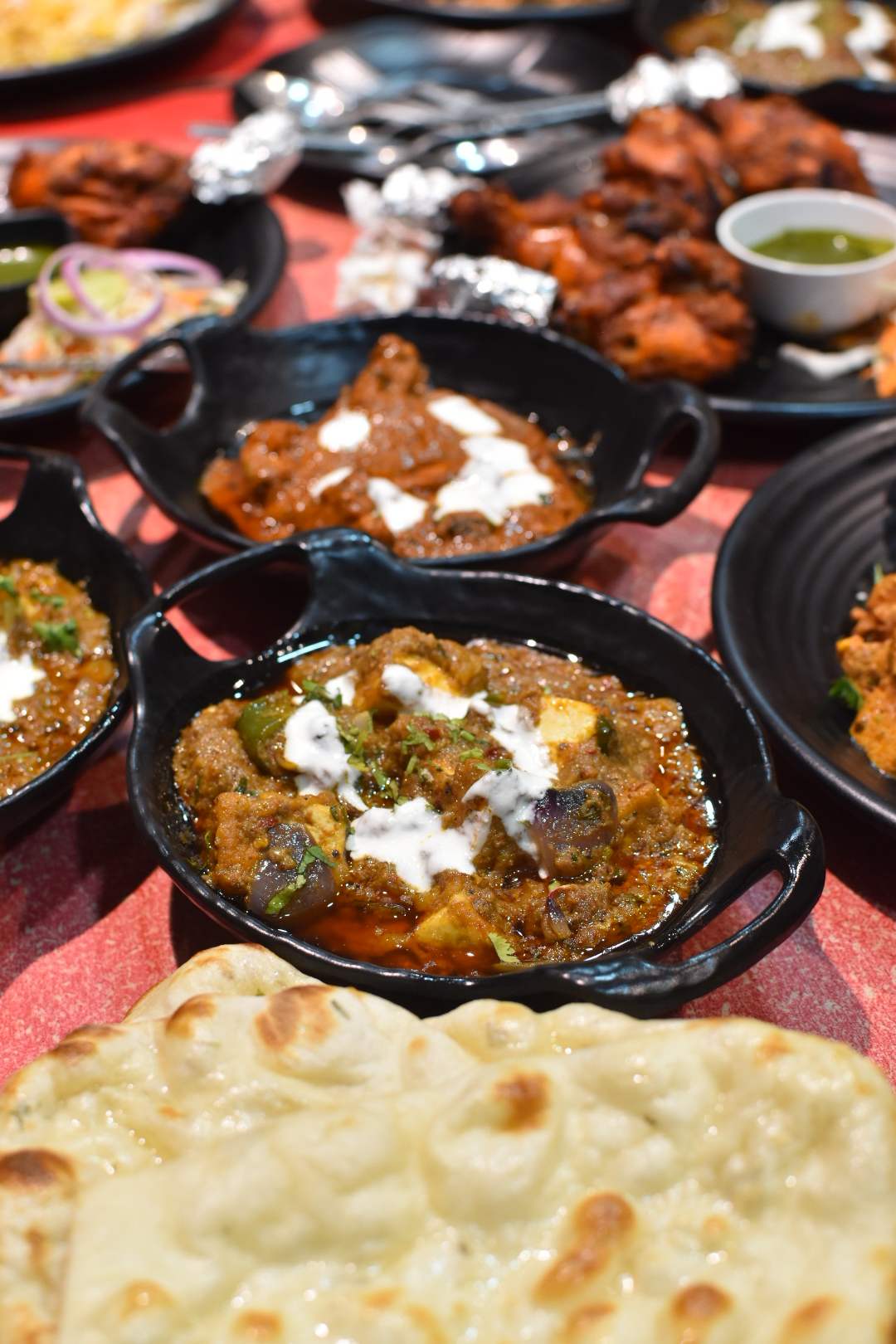 Dish,Food,Cuisine,Meal,Ingredient,Naan,Produce,Indian cuisine,Comfort food,Curry