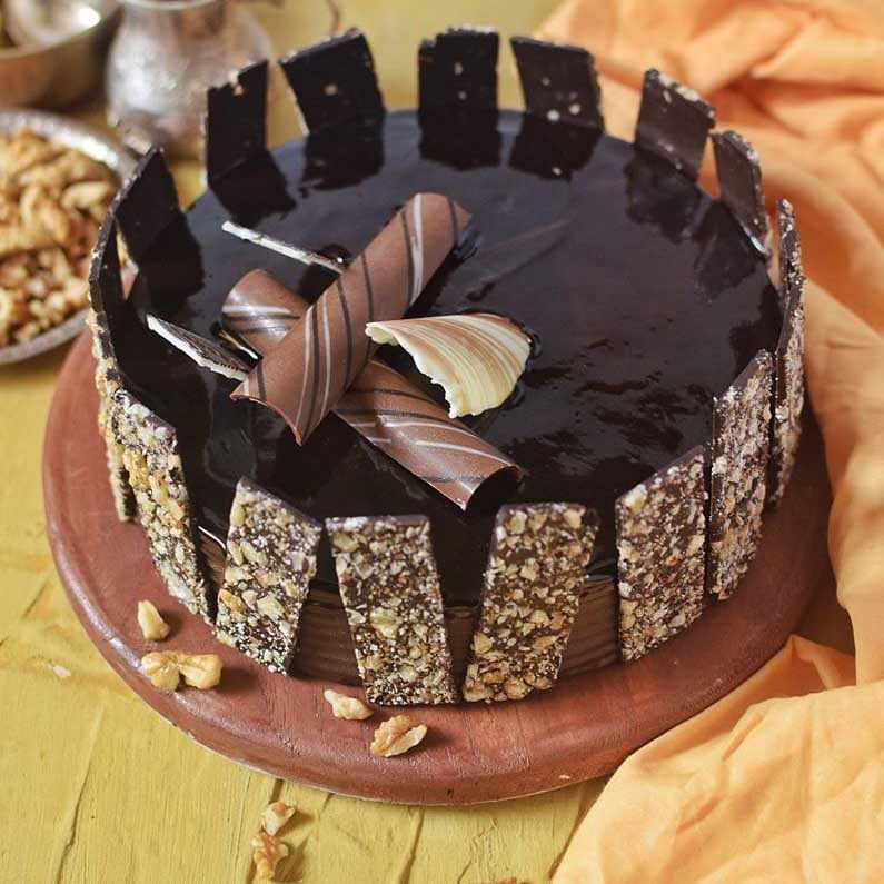 Cake,Chocolate cake,Torte,Food,Sachertorte,Dessert,Baked goods,Cuisine,Chocolate,Dish