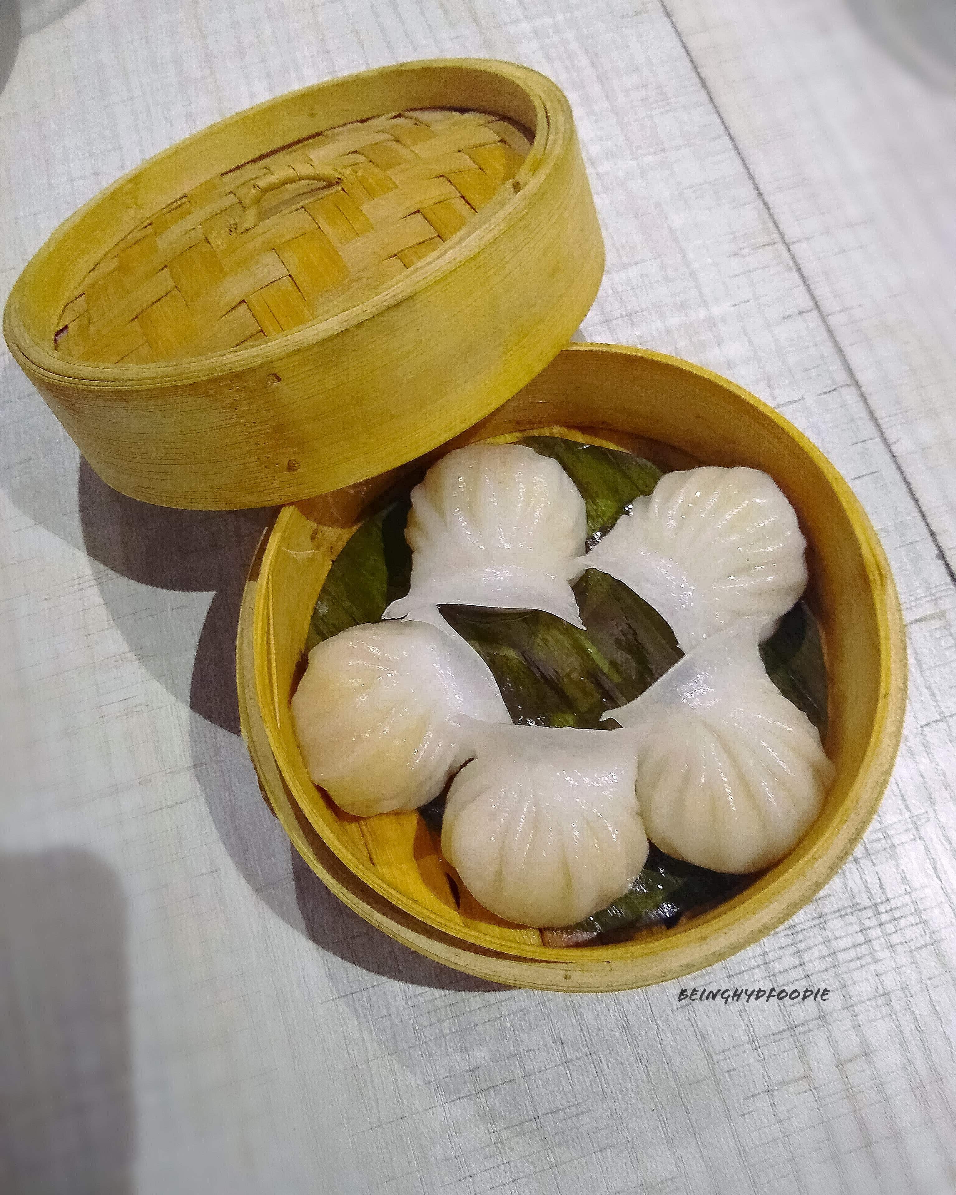 Food,Cuisine,Dim sum,Dish,Momo,Ingredient,Xiaolongbao,Dim sim,Comfort food,Chinese food