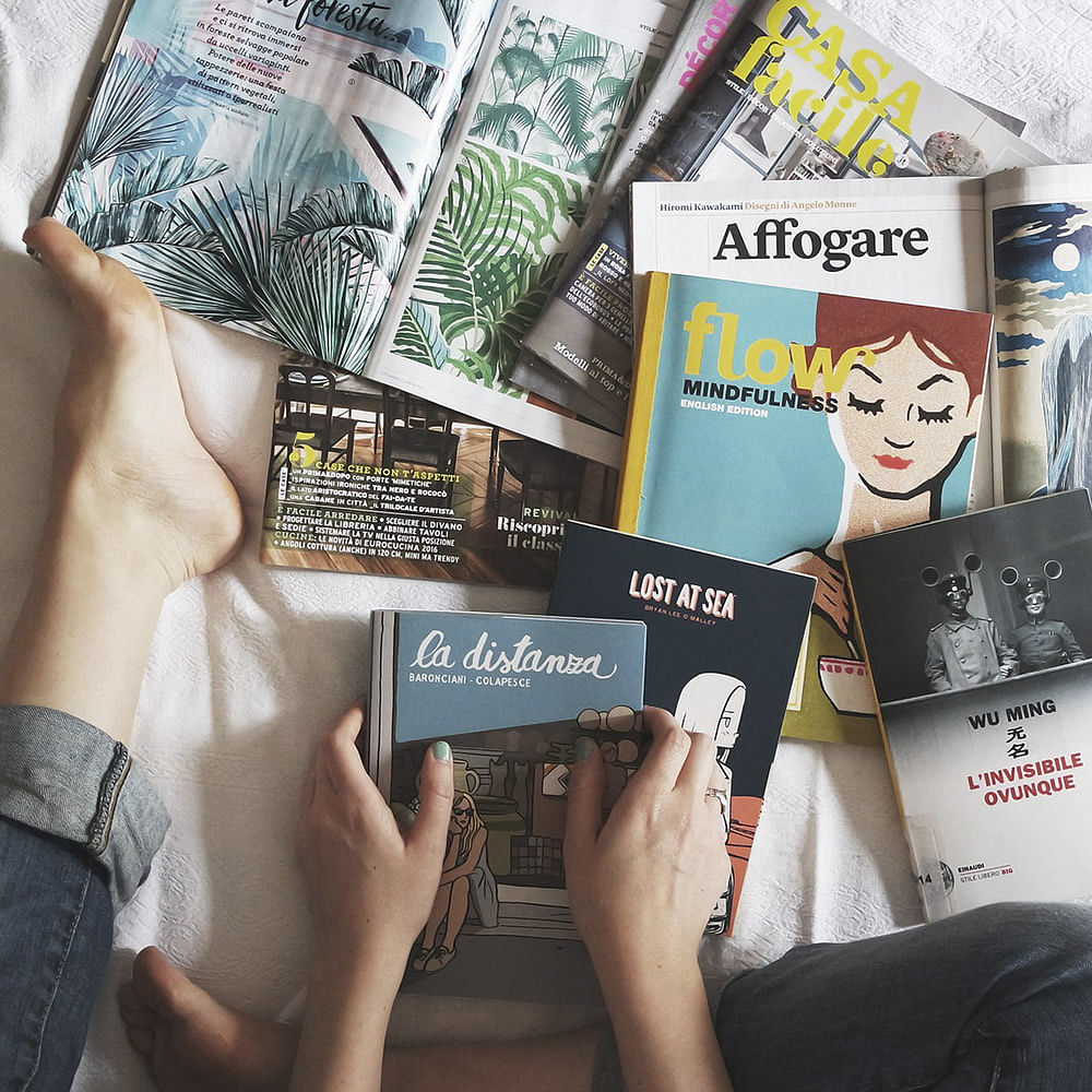 Skin,Beauty,Fashion,Snapshot,Magazine,Cool,Leg,Design,Illustration,Hand