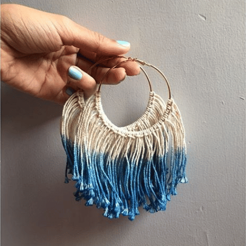 Turquoise,Necklace,Jewellery,Fashion accessory,Turquoise,Hand,Metal