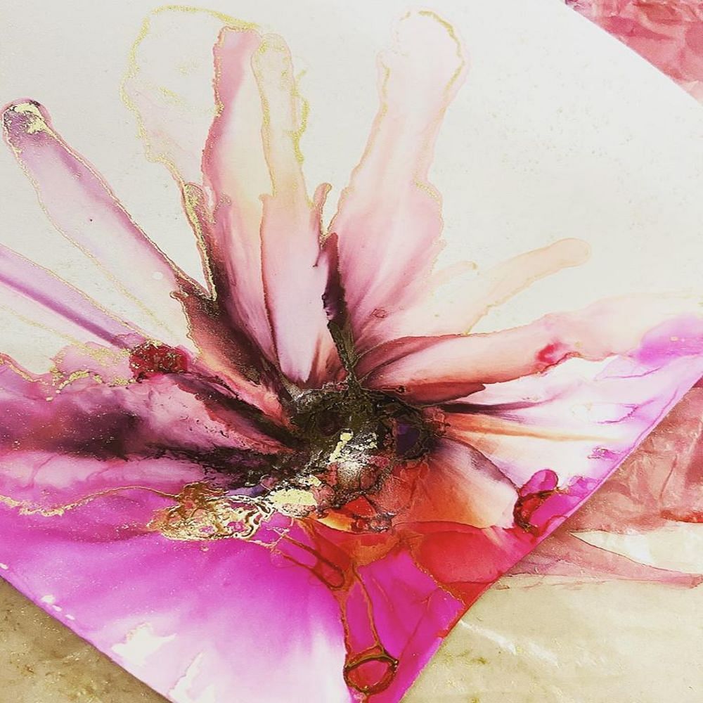 Pink,Watercolor paint,Petal,Flower,Magenta,Plant,Graphic design,Illustration,Acrylic paint,Paint