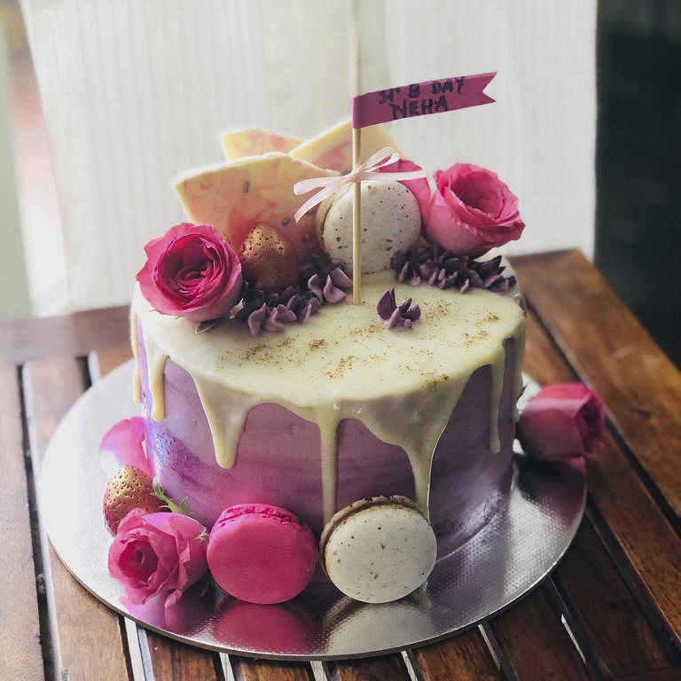 Food,Cake,Cake decorating,Buttercream,Dessert,Pink,Sweetness,Icing,Fondant,Sugar paste