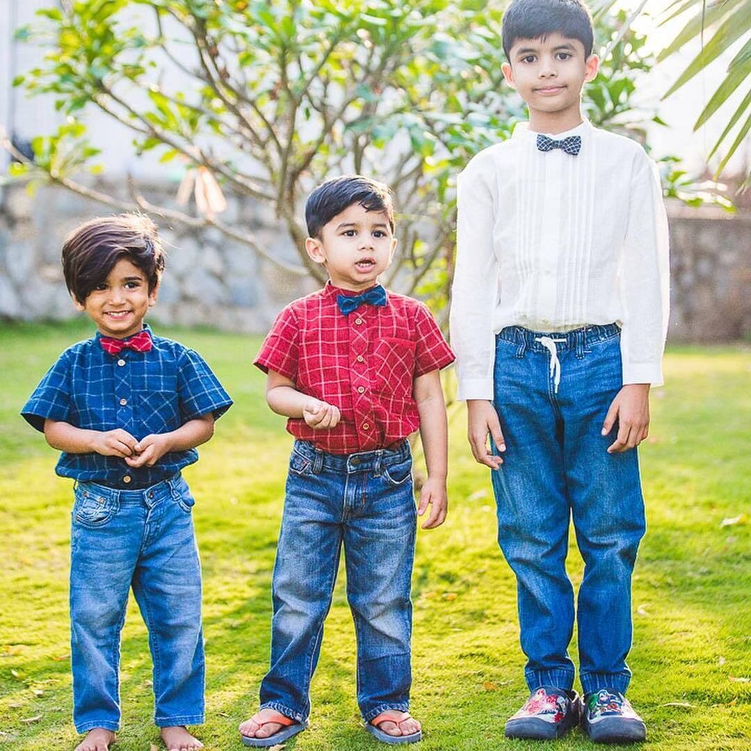 People in nature,People,Photograph,Child,Clothing,Jeans,Denim,Toddler,Grass,Family