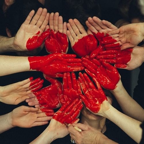 Red,Nail,Hand,Finger,Flesh,Gesture,Team,Glove