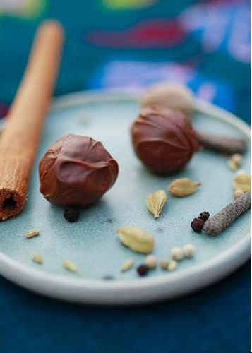 Food,Cuisine,Dish,Ingredient,Dessert,Petit four,Praline,Chocolate,Recipe,Produce