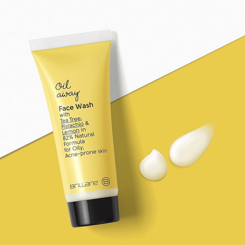 Product,Beauty,Yellow,Skin care,Skin,Water,Moisture,Cream,Hand,Material property