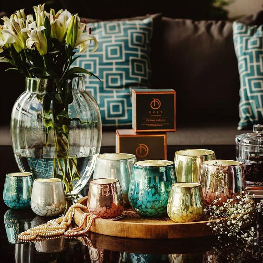 Turquoise,Table,Room,Porcelain,Interior design,Still life photography,Still life,Furniture,Glass,Ceramic