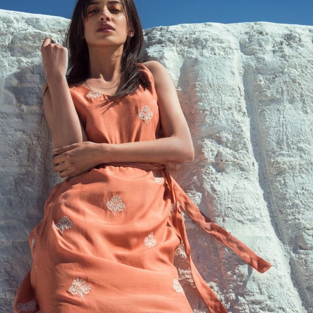 Clothing,Beauty,Orange,Dress,Photo shoot,Summer,Photography,Peach,Model,Neck