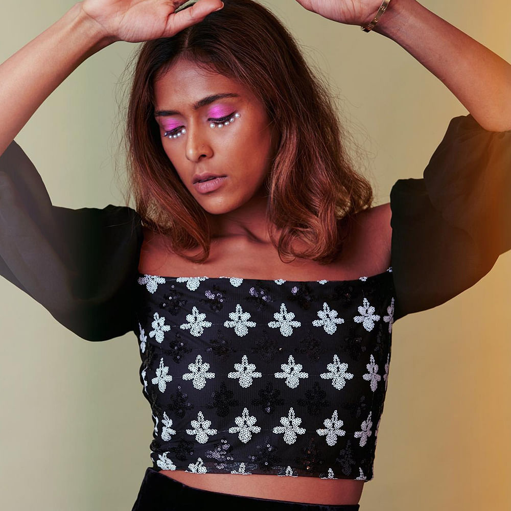 Clothing,Pink,Arm,Shoulder,Beauty,Lip,Crop top,Skin,Photo shoot,Neck