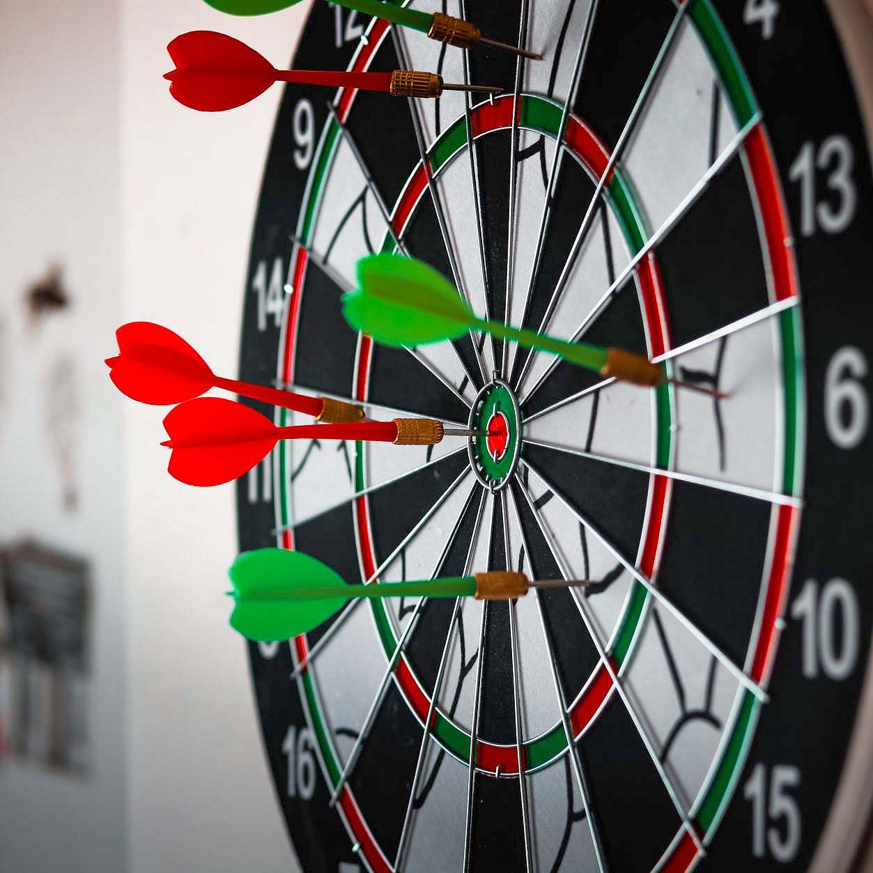 Darts,Dartboard,Indoor games and sports,Games,Dart,Recreation,Individual sports,Precision sports,Sports,Sports equipment