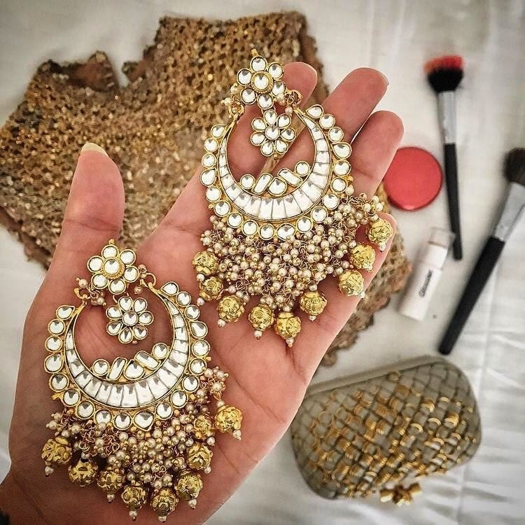 Jewellery,Fashion accessory,Gold,Necklace,Metal