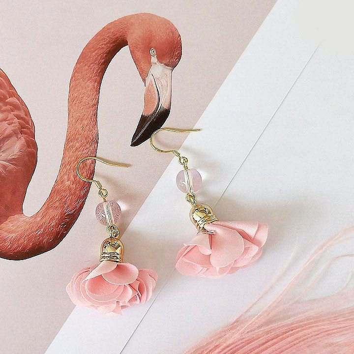 Greater flamingo,Pink,Flamingo,Body jewelry,Ear,Water bird,Peach,Fashion accessory,Earrings,Bird