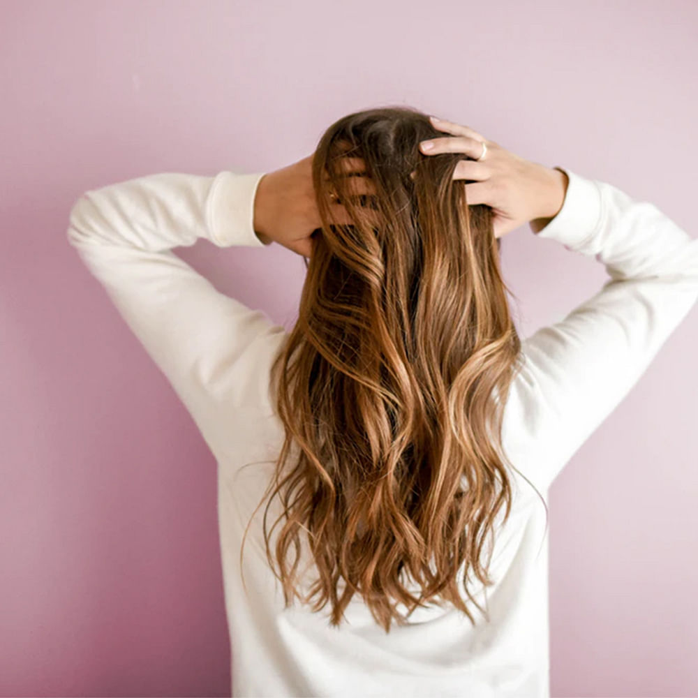 Hair,Hairstyle,Long hair,White,Brown hair,Blond,Beauty,Pink,Brown,Hair coloring