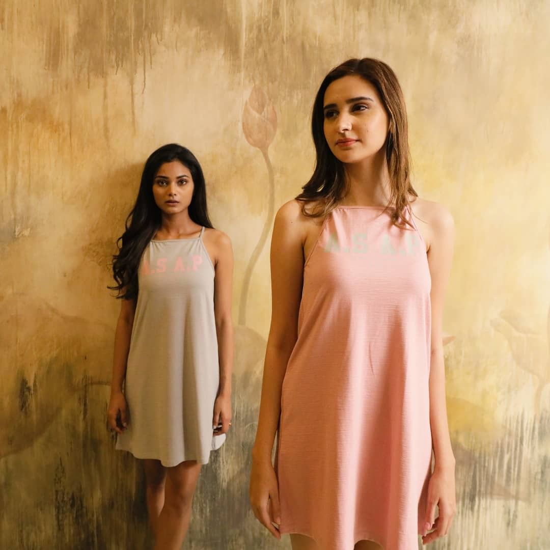 Clothing,Pink,Dress,Beauty,Shoulder,Fashion,Friendship,Formal wear,Photography,Summer