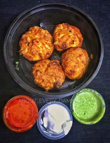 Dish,Food,Cuisine,Ingredient,Fried food,Produce,Vegetarian food,Finger food,Recipe,Pakora