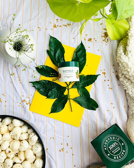 Flower,Plant,Food,Basil,Lemon basil,Kaffir lime,Herb,Vegetarian food
