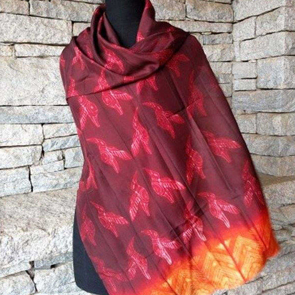 Clothing,Red,Pink,Maroon,Magenta,Outerwear,Stole,Orange,Scarf,Silk