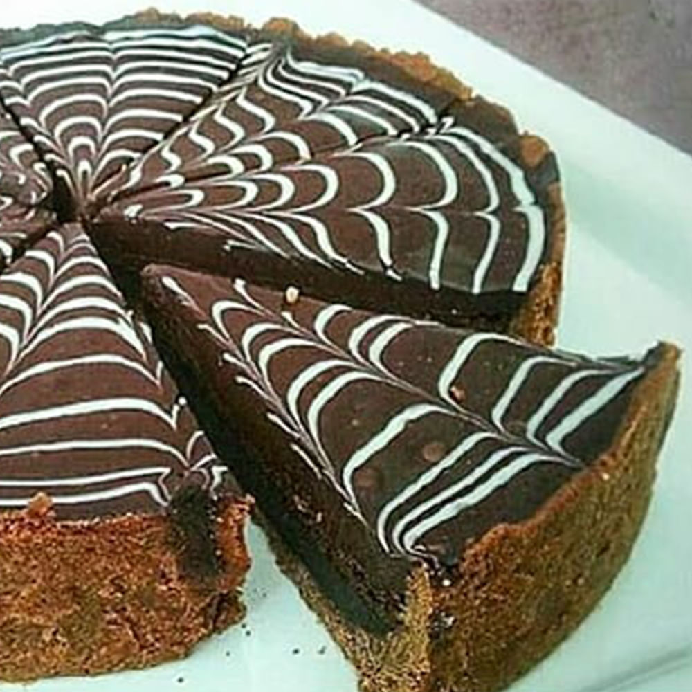 Dish,Food,Chocolate cake,Cuisine,Cake,Baked goods,Dessert,Snack cake,Chocolate brownie,Ingredient