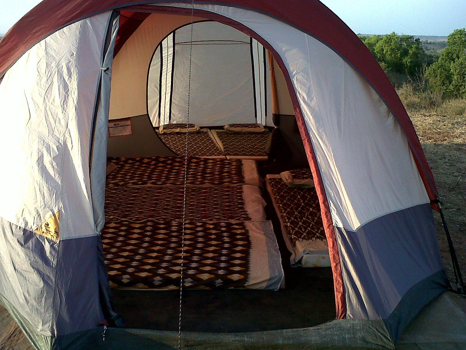 Tent,Camping,Architecture,Shade,Leisure,Tints and shades