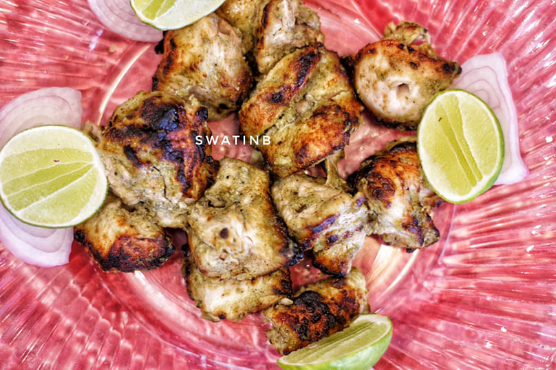 Cuisine,Food,Dish,Ingredient,Chicken tikka,Shashlik,Souvlaki,Produce,Chicken meat,Lemon chicken