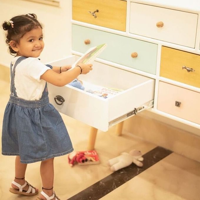 Child,Drawer,Room,Furniture,Toddler,Footwear,Desk,Play,Table,Shoe