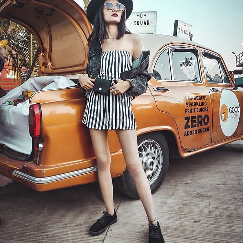 Vehicle,Fashion,Yellow,Shoulder,Beauty,Classic,Car,Retro style,Street fashion,Footwear