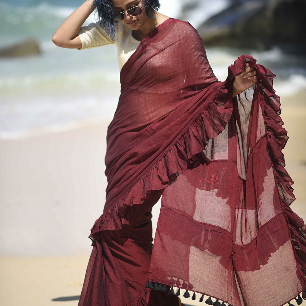 Clothing,Maroon,Sari,Fashion,Outerwear,Fashion model,Photo shoot,Fashion design,Photography,Formal wear