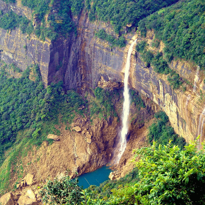 Natural landscape,Nature,Water,Nature reserve,Waterfall,Water resources,Vegetation,Geological phenomenon,Wilderness,Hill station