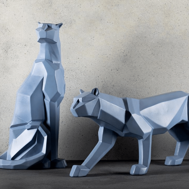 Origami,White,Origami paper,Paper,Art,Art paper,Craft,Paper product,Creative arts,Tail