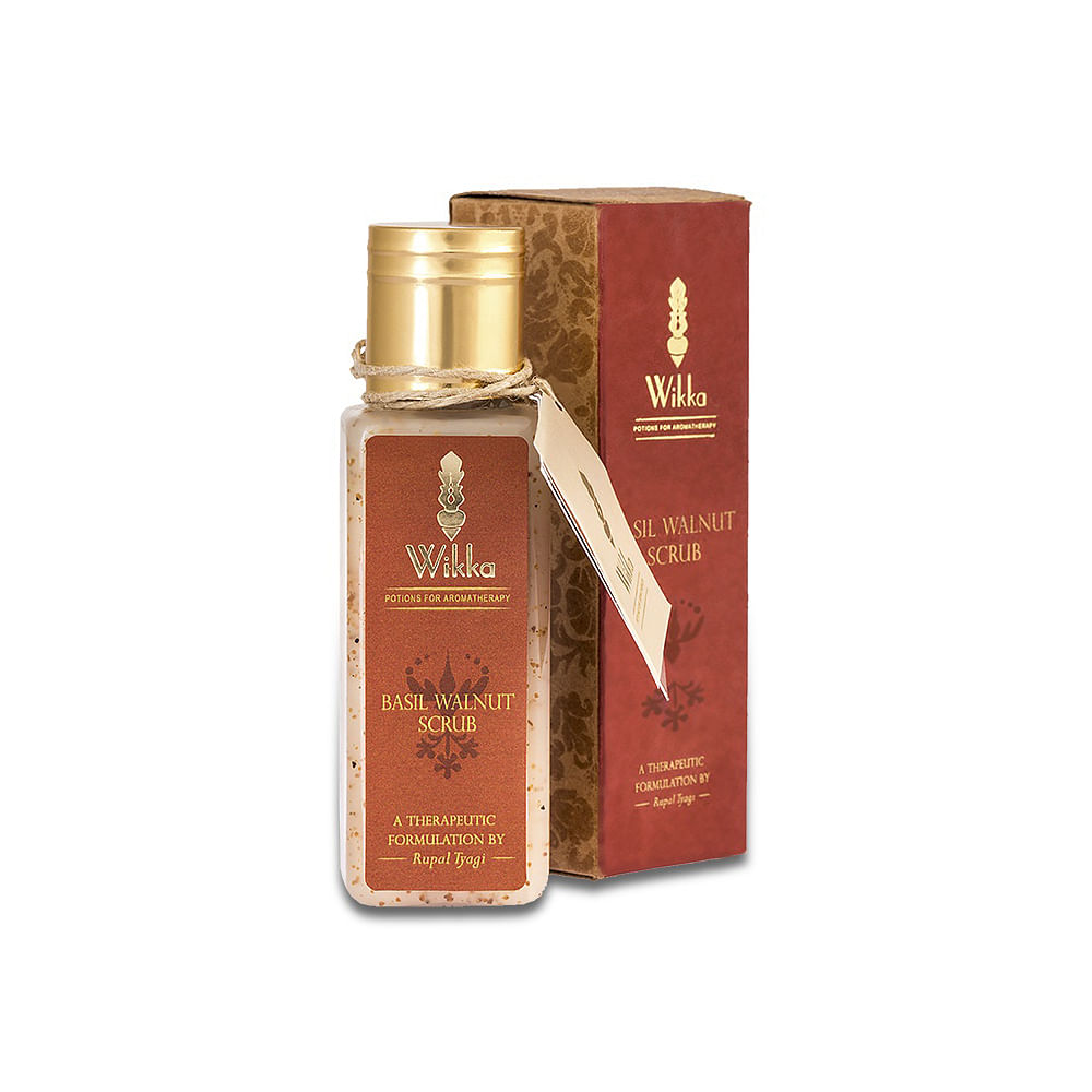 Product,Perfume,Liquid,Water,Fluid,Spray,Personal care