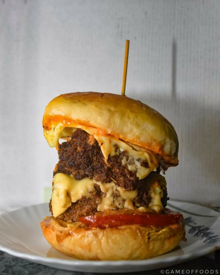 Hamburger,Food,Dish,Buffalo burger,Cheeseburger,Cuisine,Junk food,Fast food,Slider,Breakfast sandwich