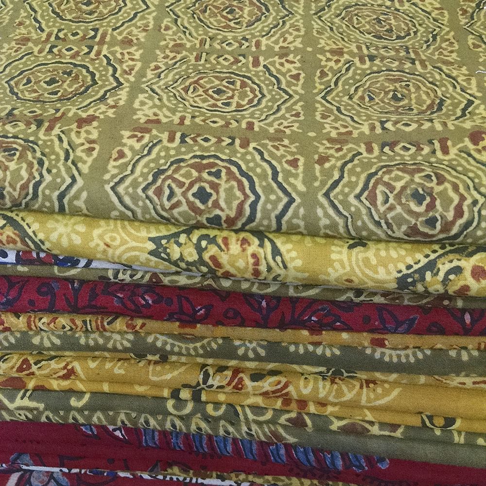 Textile,Art,Tapestry,Carpet,Visual arts,Rug,Flooring,Pattern