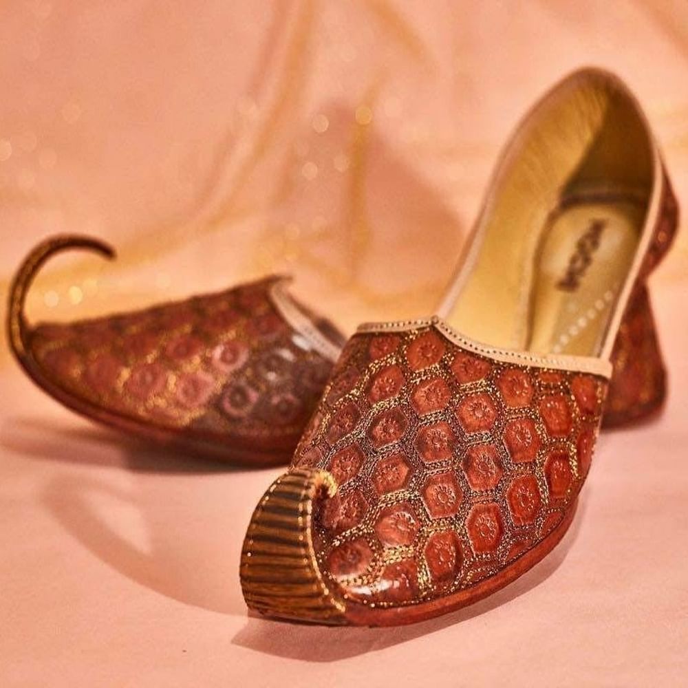 Ethnic wear slippers on sale